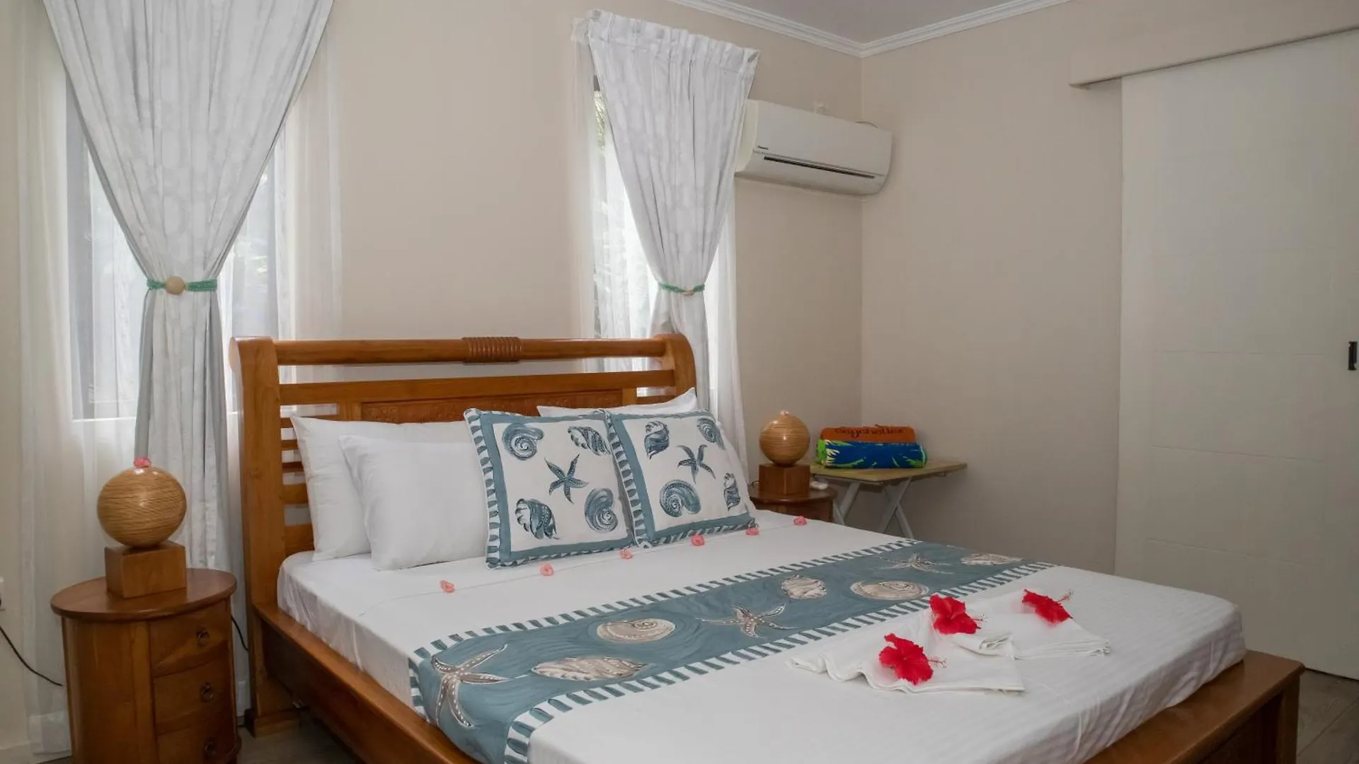 Hillside Retreat Villa Baie Lazare  Seyşel Adaları