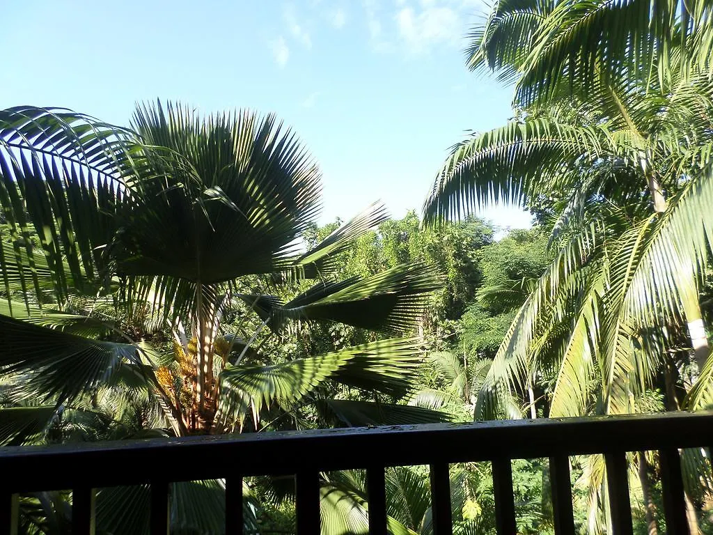 Hillside Retreat Villa Baie Lazare  Baie Lazare (Mahe)